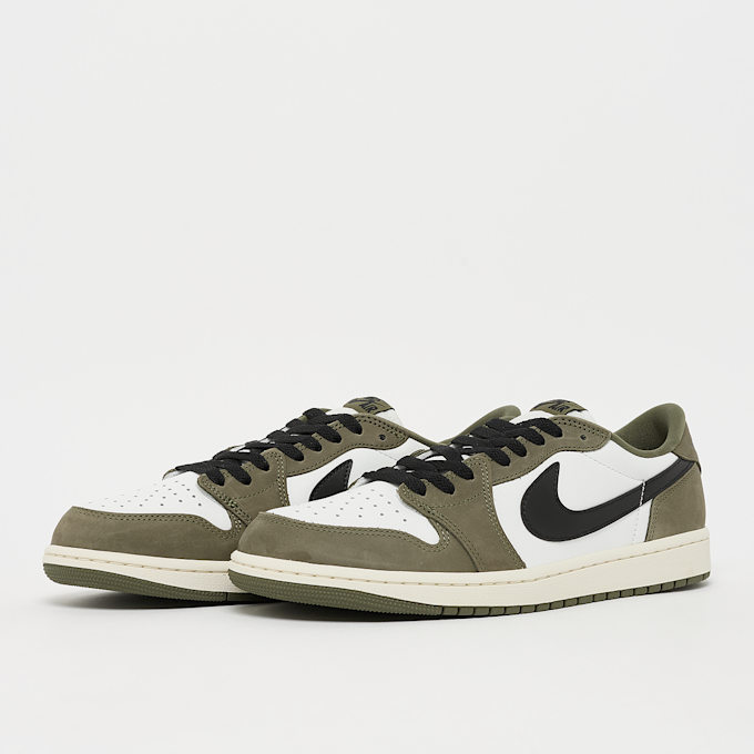 Jordan Air Jordan 1 Retro Low OG "Medium olive" groen 94293 1