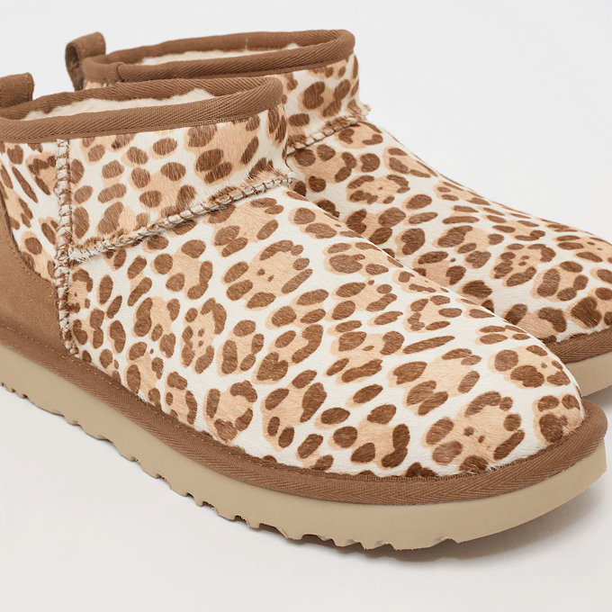 UGG Wmns Classic Ultra Mini Plains braun 94893 6