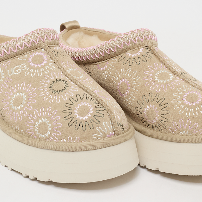 UGG Wmns Tazz Sun Stitch beige 94901 5
