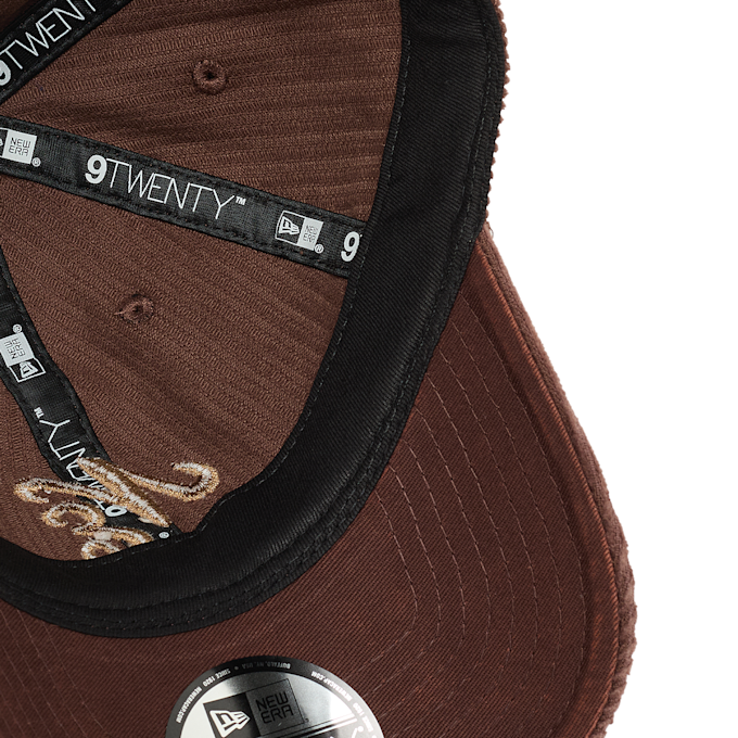 New Era Washed Cord 9Twenty New Era Cap bruin 95226 3
