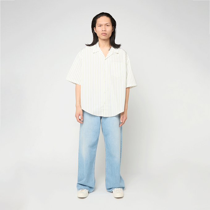AMI PARIS SS Boxy Shirt Camp Collar Embossed ADC weiß 95928 2