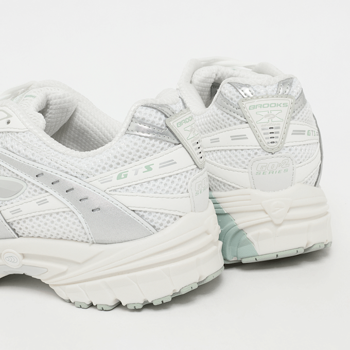 Brooks Adrenaline GTS 10 white 95970 5