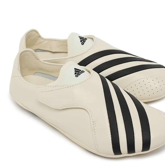 adidas Originals x Pharrell Williams Yoga Vario beige 96540 6