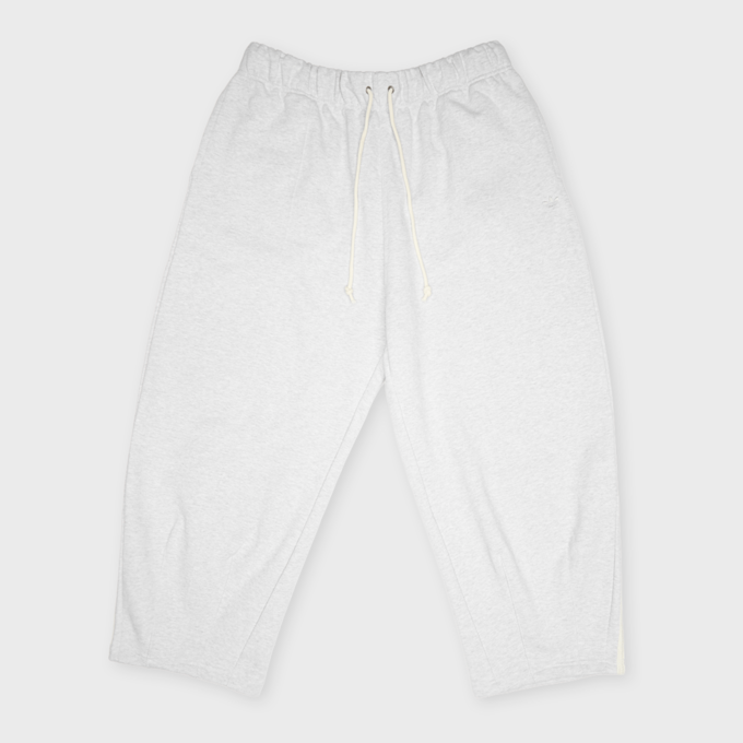 adidas Originals x Bad Bunny Heavy Weight Sweatpant grijs 96736 1