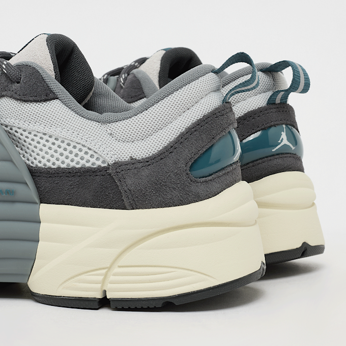 Jordan Trunner grijs 98040 5