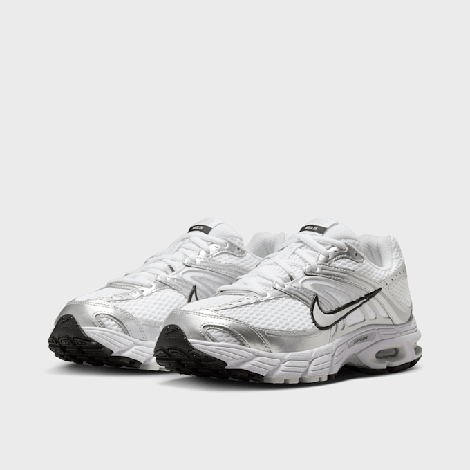 Nike Wmns Air Max Moto 2K silber 98072 1