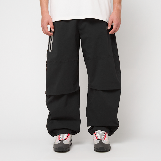Nike   Tech Woven Pants schwarz 98550 2