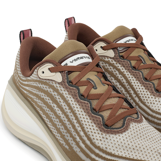 Nike Vomero Plus QS brown 98586 6