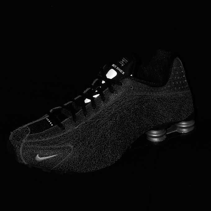 Nike Shox R4 QS schwarz 98591 8