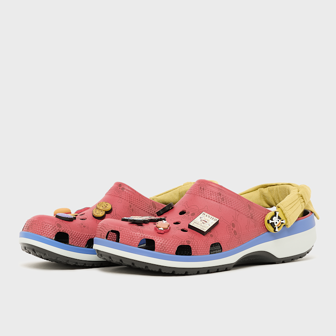 Crocs x One Piece "Luffy" Classic Clog rot 98657 1