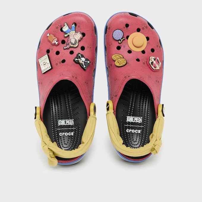 Crocs x One Piece "Luffy" Classic Clog rot 98657 4