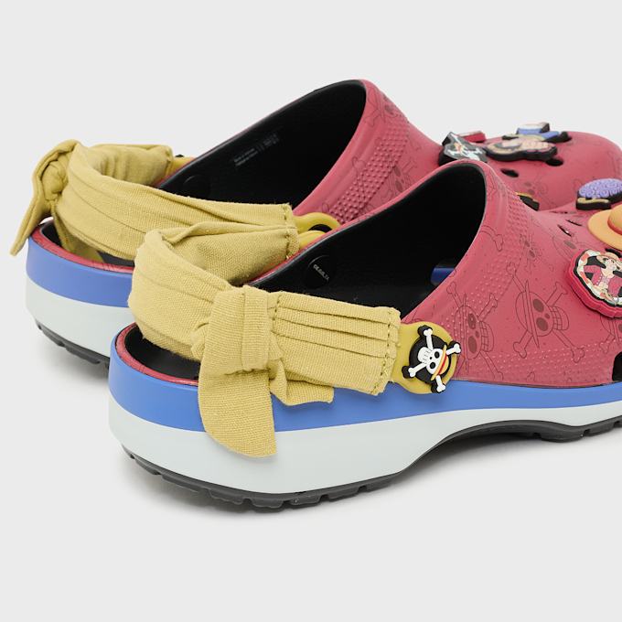 Crocs x One Piece "Luffy" Classic Clog rood 98657 5