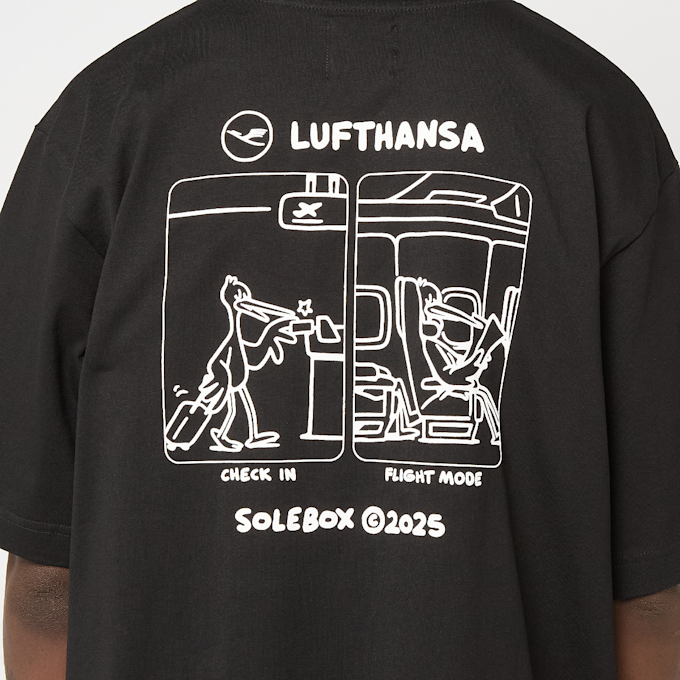 solebox x Lufthansa T-Shirt Gate noir 99178 5