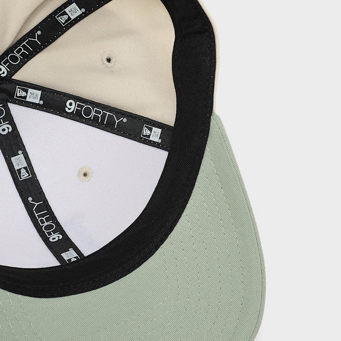 New Era Side Script 9Forty® Cap LA Dodgers beige 99251 4