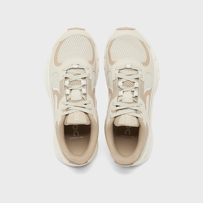On Wmns Cloudtilt Arc beige 100249 4