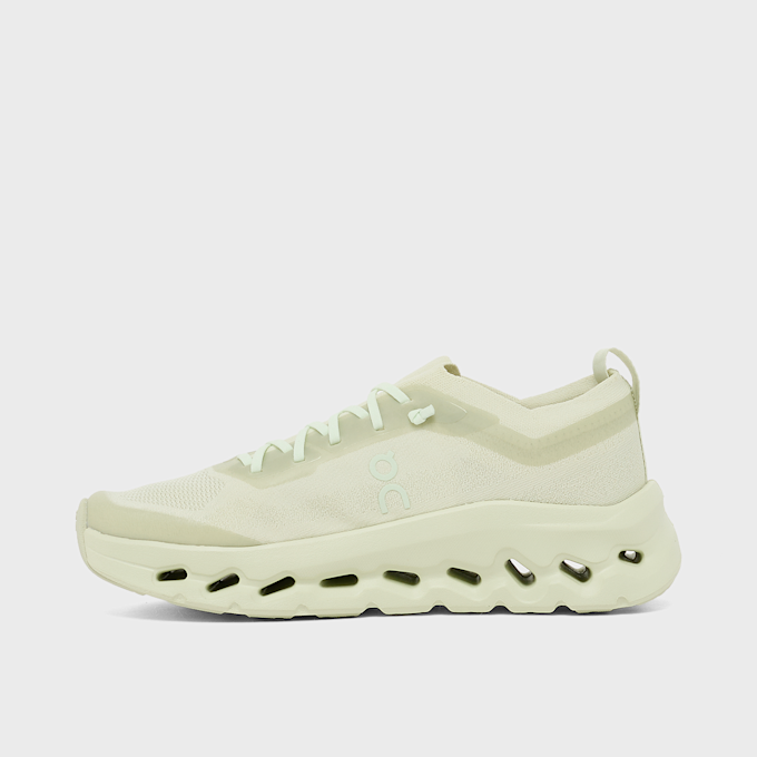 On Wmns Cloudtilt Moon yellow 100250 3