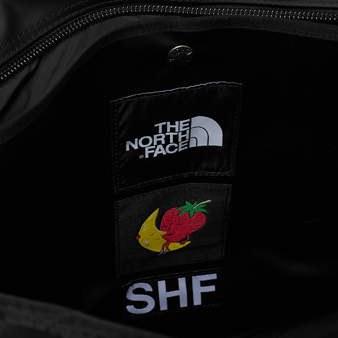 The North Face x Sky High Farm Tote Bag schwarz 100576 7