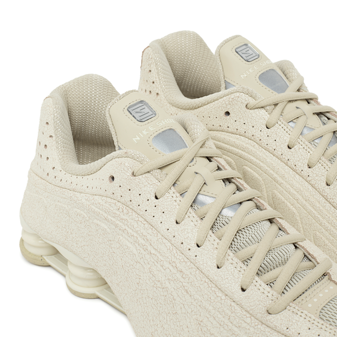 Nike Shox R4 QS beige 101922 6