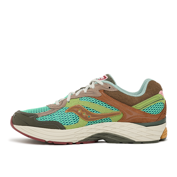 Saucony x Sneaker Politics Progrid Omni 9 multicolor 102073 3