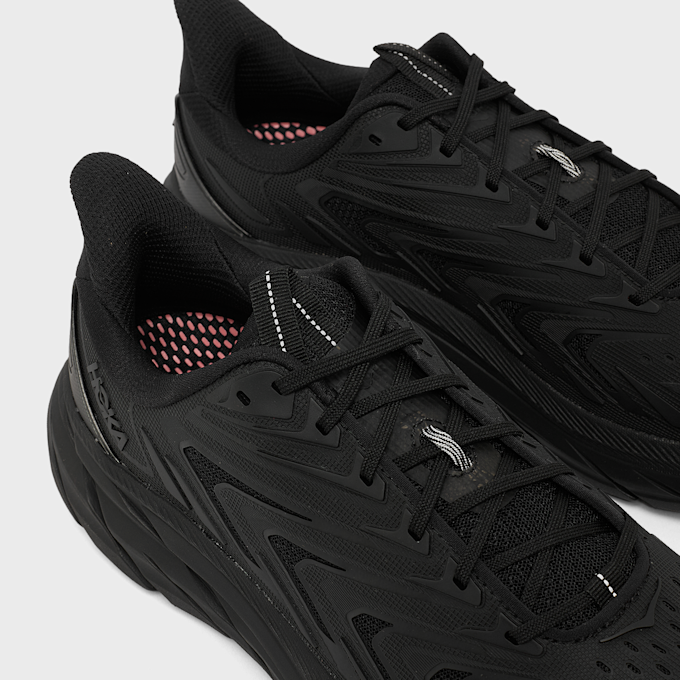 HOKA Clifton UTL schwarz 102427 6