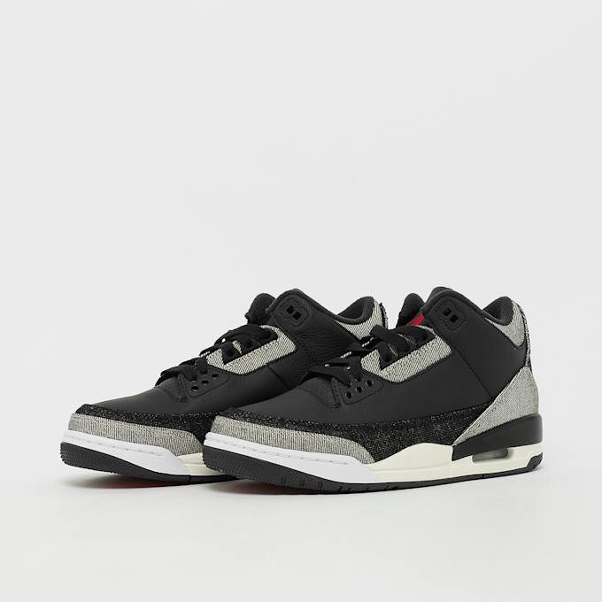 Jordan x Levis Wmns Air Jordan 3 "Black Denim" zwart 103072 1