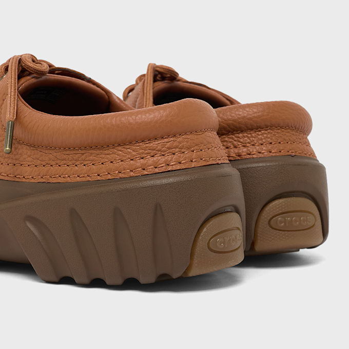 Crocs Axle Low brown 106222 5