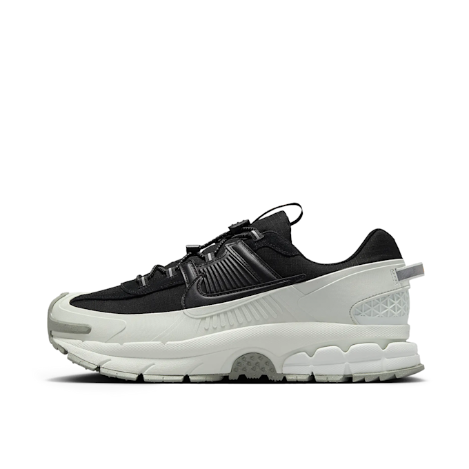 Nike   Wmns Zoom Vomero Roam black 85164 3