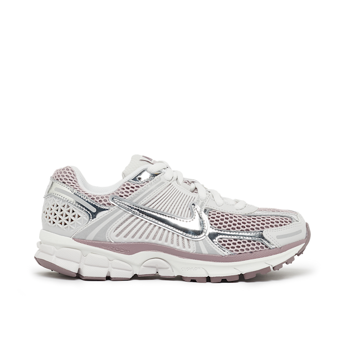 Nike   Wmns Zoom Vomero 5 silber 87660 2