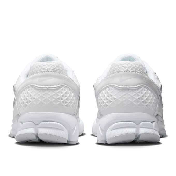 Nike Wmns Zoom Vomero 5 "Chrome Toe" Weiss 87627 5