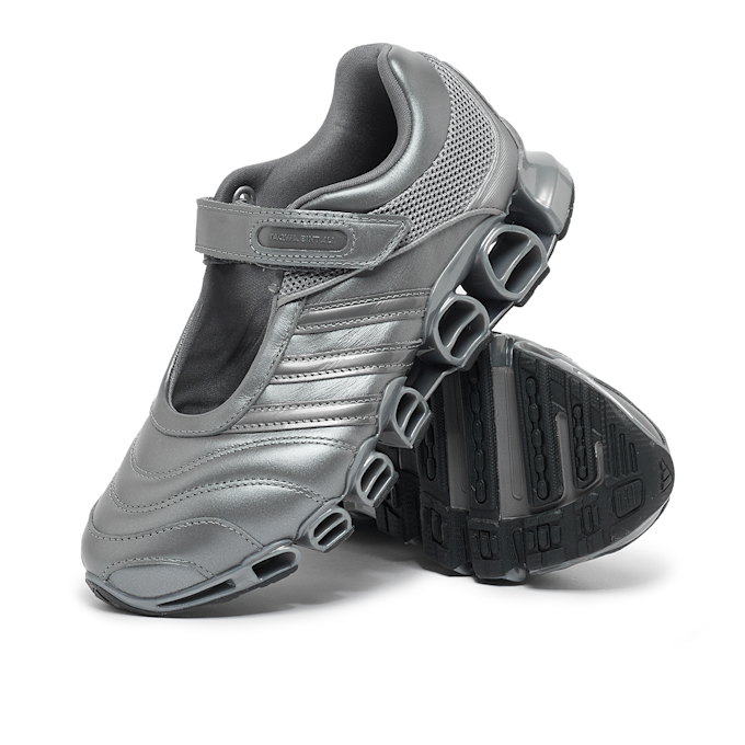 adidas Originals x Taqwa Bint Ali Wmns Megaride Mary-Jane grau 91199 7