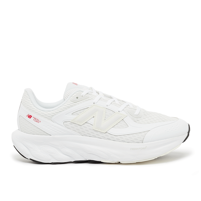 New Balance Fresh Foam Trainer white 85580 2