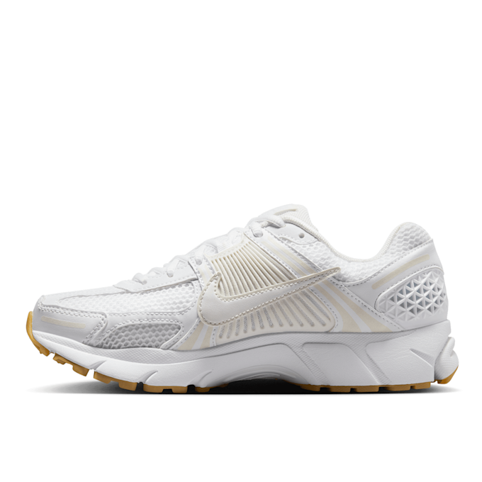 Nike   Zoom Vomero 5 white 88829 3