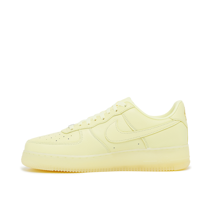 Nike   x Nocta Wmns Air Force 1 "Love You Forever Citron Tint" jaune 87945 3