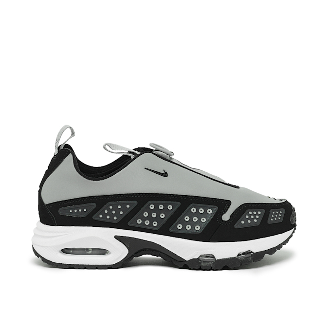 Nike Wmns Air Max SNDR "Silver" Grau 84702 2
