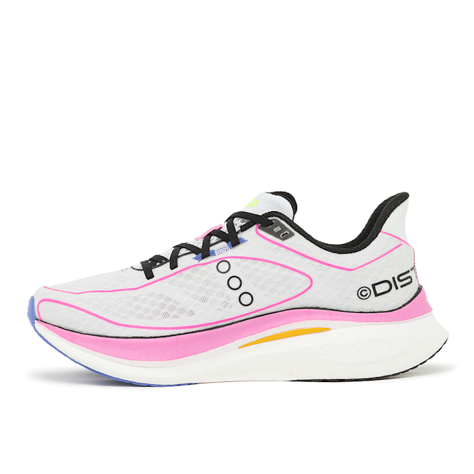 Saucony x Distance Endorphin Speed 5 blanc 86603 3