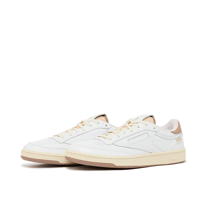 Reebok x solebox Wmns Club C 85 Vintage blanc 86676 1