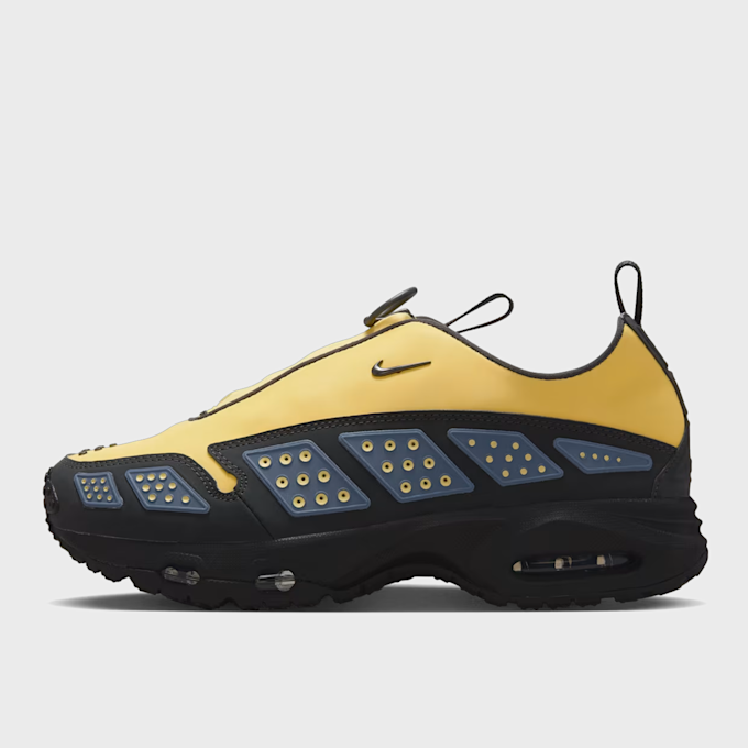 Nike   Air Max SNDR "Reflective Silver" black 89530 3