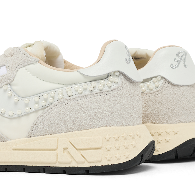 Autry&nbsp; Wmns Reelwind Low beige 93720 5