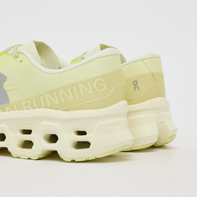 On Cloudmonster 3 jaune 93946 5