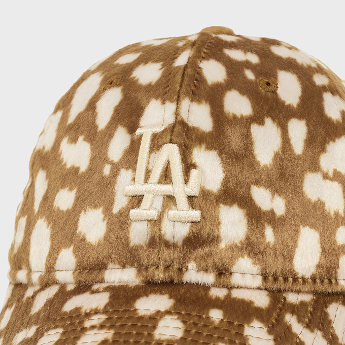 New Era Animal Deer Print 9Twenty Cap brun 94019 4