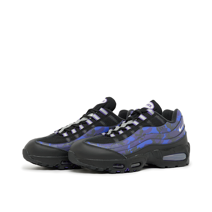 Nike Wmns Air Max 95 OG "Court Purple Camo" schwarz 94145 1