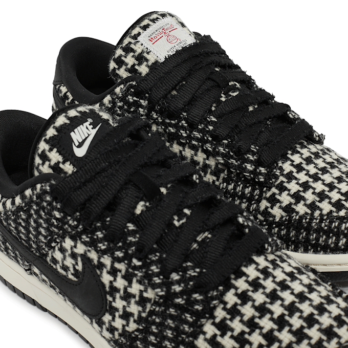Nike   x Harris Tweed Wmns Dunk Low noir 94144 5