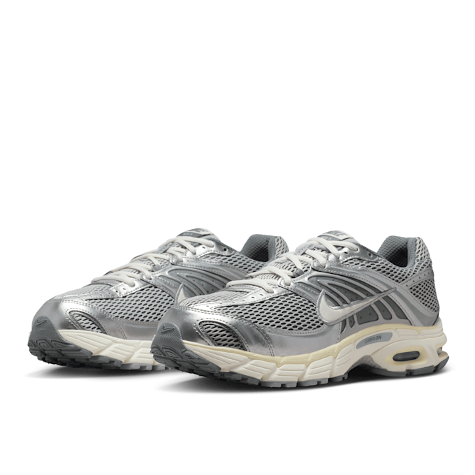 Nike   Air Max Moto 2K gris 94325 1