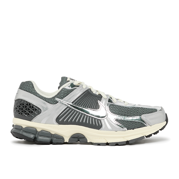 Nike   Zoom Vomero 5 "Iron Grey Chrome" grijs 94502 2