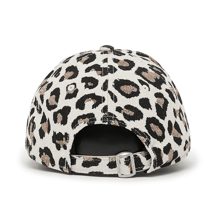 New Era Animal Leopard Print 9Twenty Cap New York Yankees beige 95230 2
