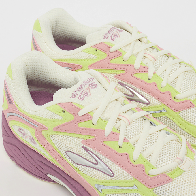 Brooks Adrenaline GTS 4 white 95969 6