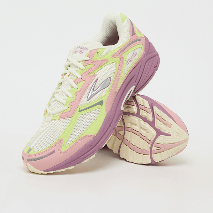 Brooks Adrenaline GTS 4 blanc 95969 7