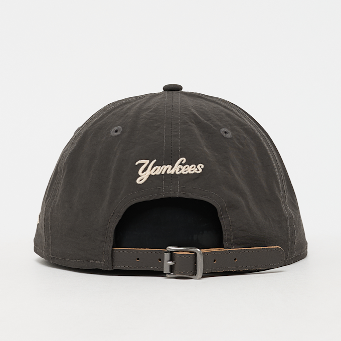 New Era New York Yankees Nylon Strapback Cap grey 96612 2