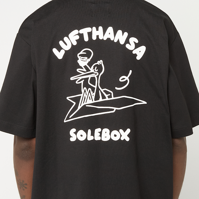 solebox x Lufthansa T-Shirt Paperplane zwart 99183 5