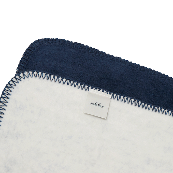 solebox x Lufthansa Blanket bleu 99196 3
